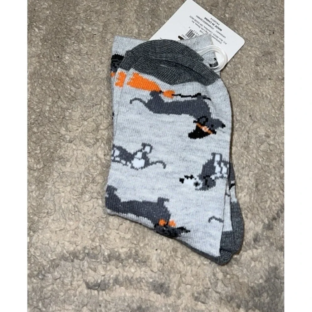 New Gray Halloween Witches Broomstick Dachshund Dogs Childs Kids Crew‎ Socks